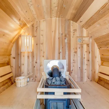 Vakantiehuis 78 M2 Luxe Bos Welness Private Barrelsauna And Hottub And Airco