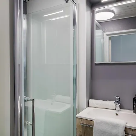Сasa de vacaciones 78 M2 Luxe Bos Welness Private Barrelsauna And Hottub And Airco