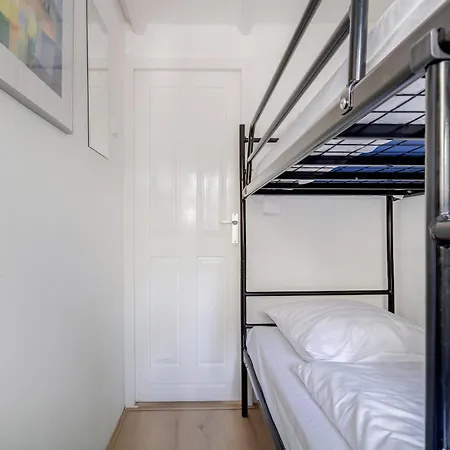 Vakantiehuis 78 M2 Luxe Bos Welness Private Barrelsauna And Hottub And Airco Voorthuizen